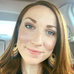 Meet your Posher, Ivy